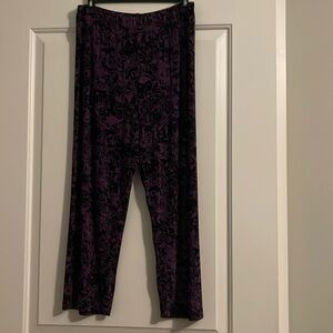 Chico’s Purple/Black Travelers. Size 1 (6/8 Medium) Like New!